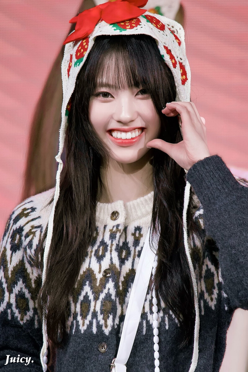 241205 izna Koko at MK Fansign documents 5