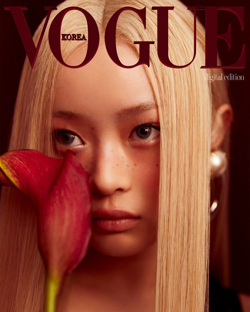 NewJeans Hanni for GUCCI x Vogue Korea October 2023 Digital Issue documents 1