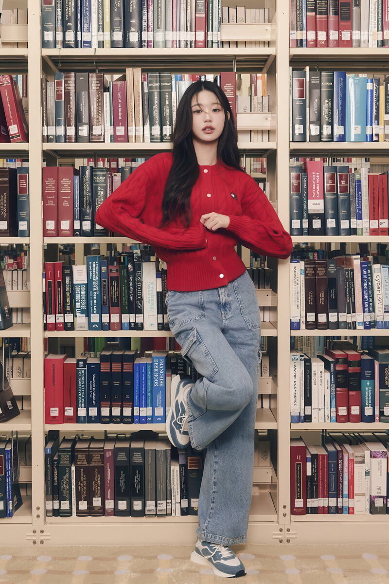 TOMMY JEANS X JANG WONYOUNG FOR TOMMY JEANS FALL 24 CAMPAIGN documents 2