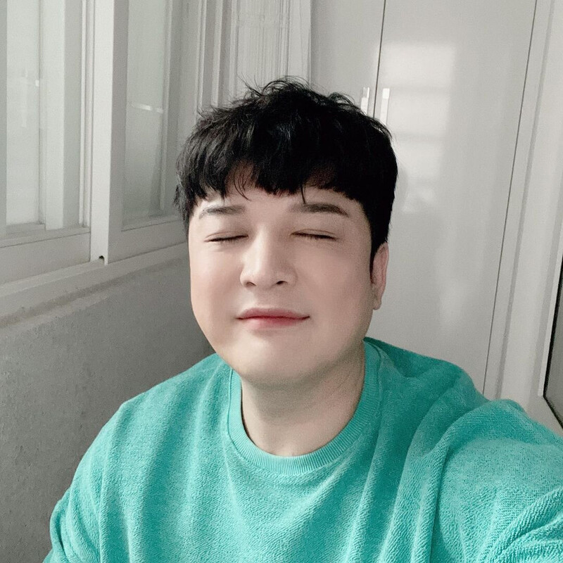 210927 Shindong Instagram Update documents 1