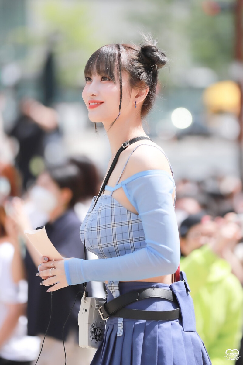 220903 TWICE Momo - Mini Fan Meeting documents 3