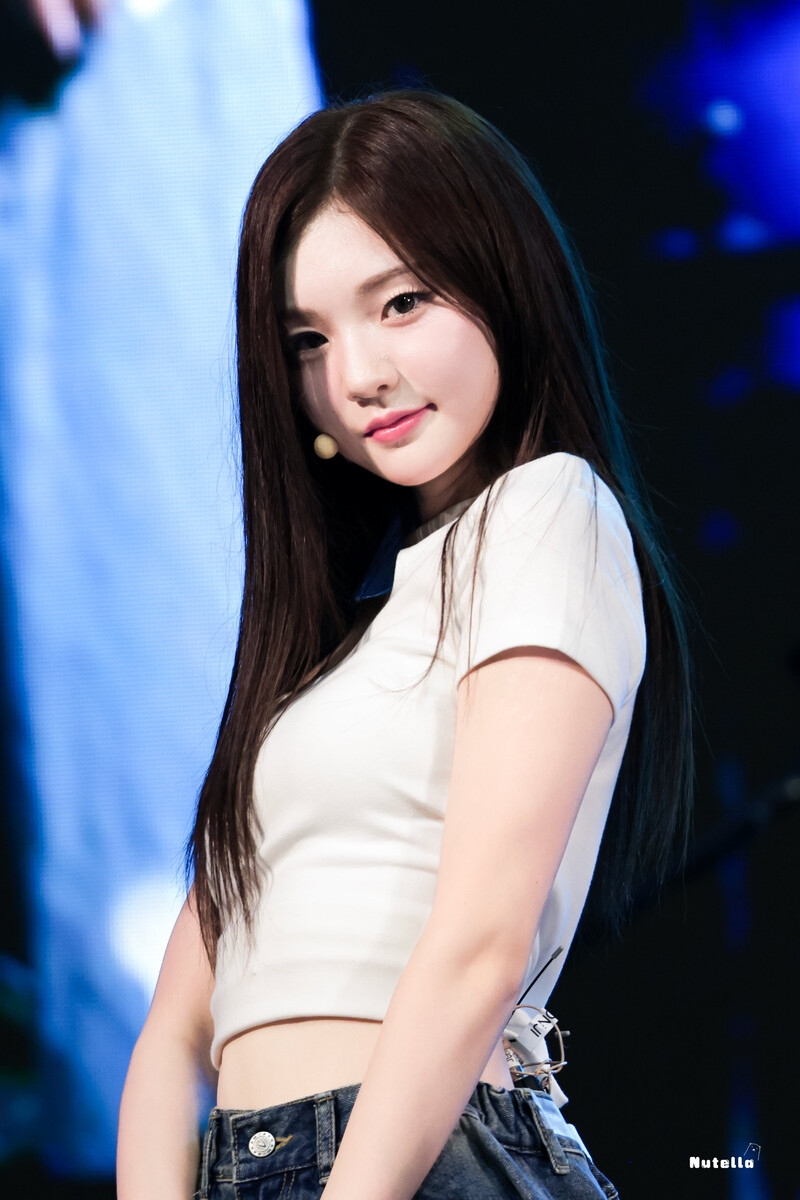 240907 tripleS Yeonji at Nonsan Festival documents 4