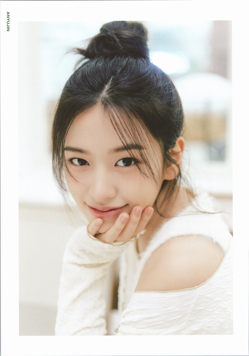 IVE 'DIVE 2기 Kit' Photobook, Mini Poster & Postcard [SCANS] documents 2