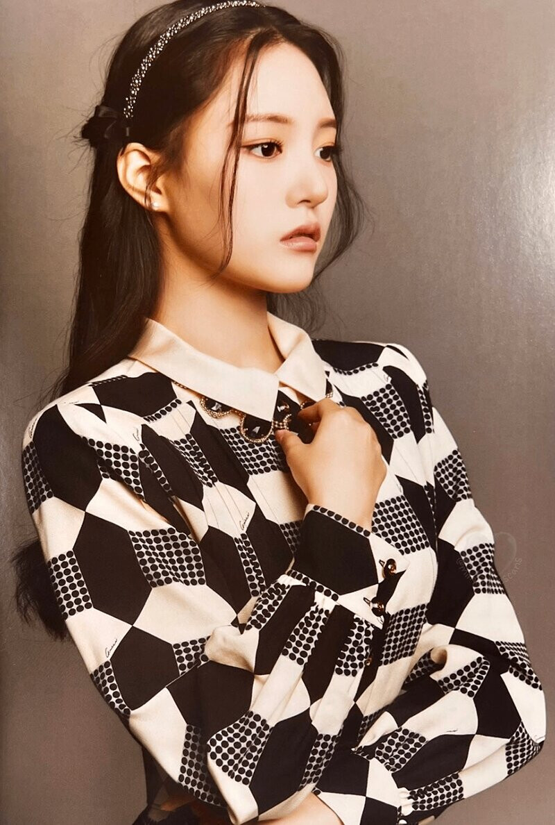 Mimiirose 1st Single Album AWESOME [SCANS] documents 18