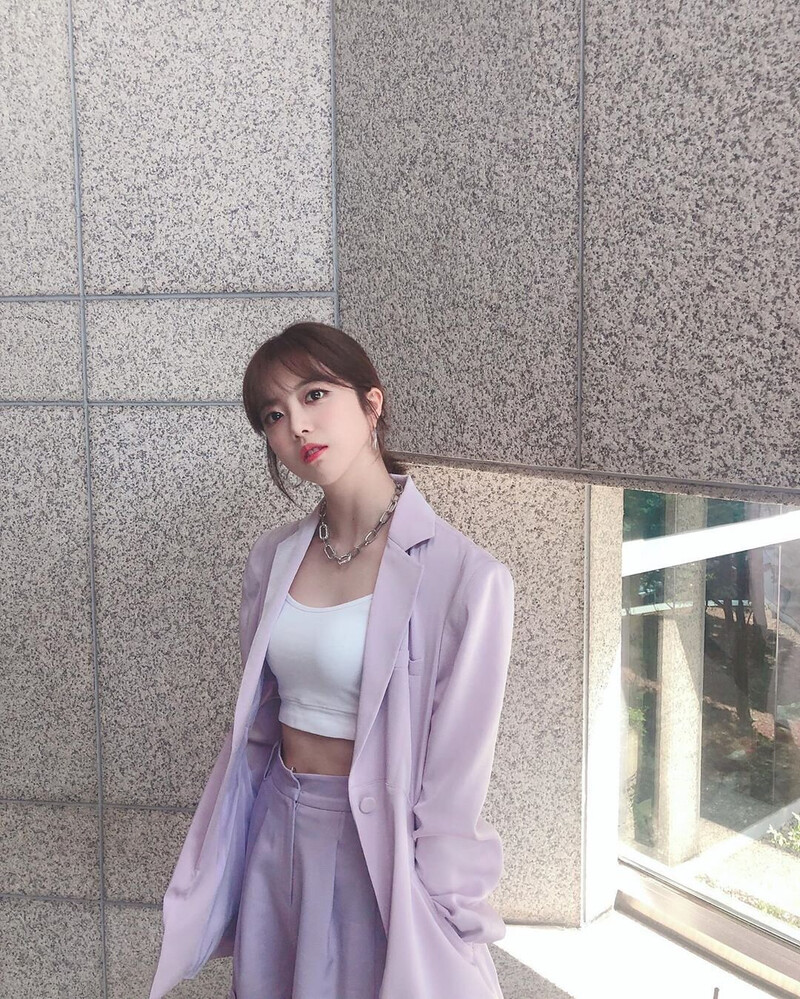 200621 Suyeon Instagram update documents 1