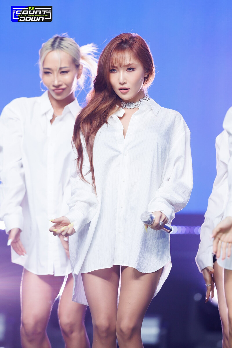 230921 HWASA - 'I Love My Body' at M COUNTDOWN documents 28