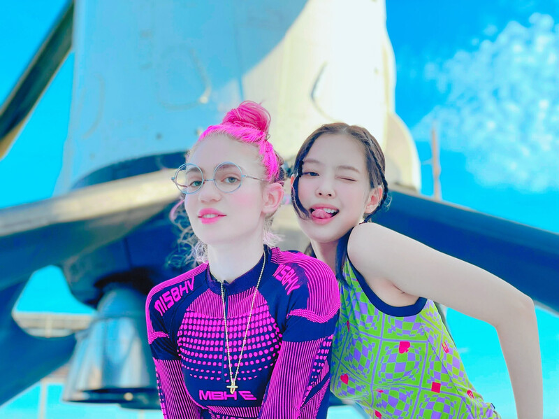 210726 Jennie & Grimes SNS Update at SpaceX documents 1