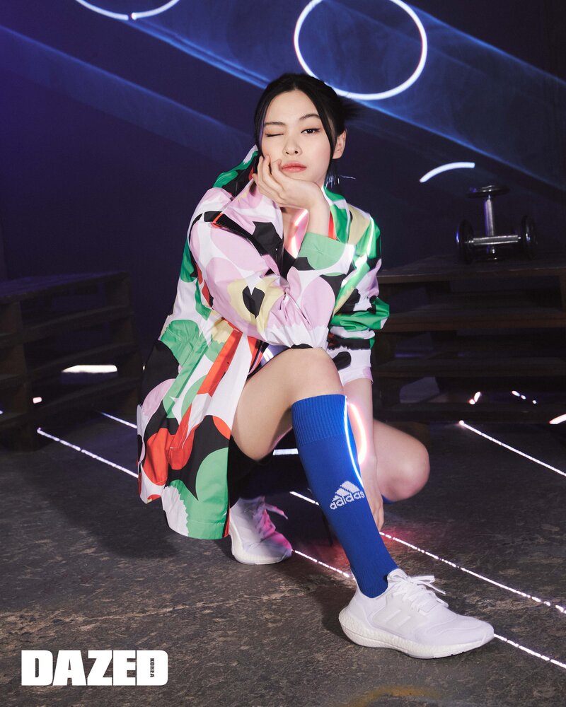 ITZY for DAZED Korea x ADIDAS 'Ultra Boost 22' Shoes April Issue 2022 documents 5