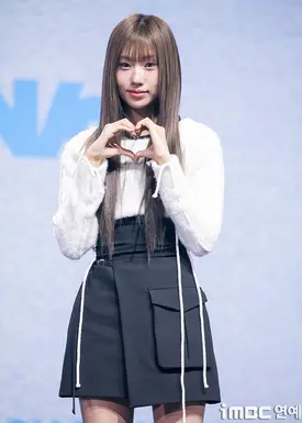 241125 izna Choi Jungeun - at First mini-album 'N/a' Showcase Event