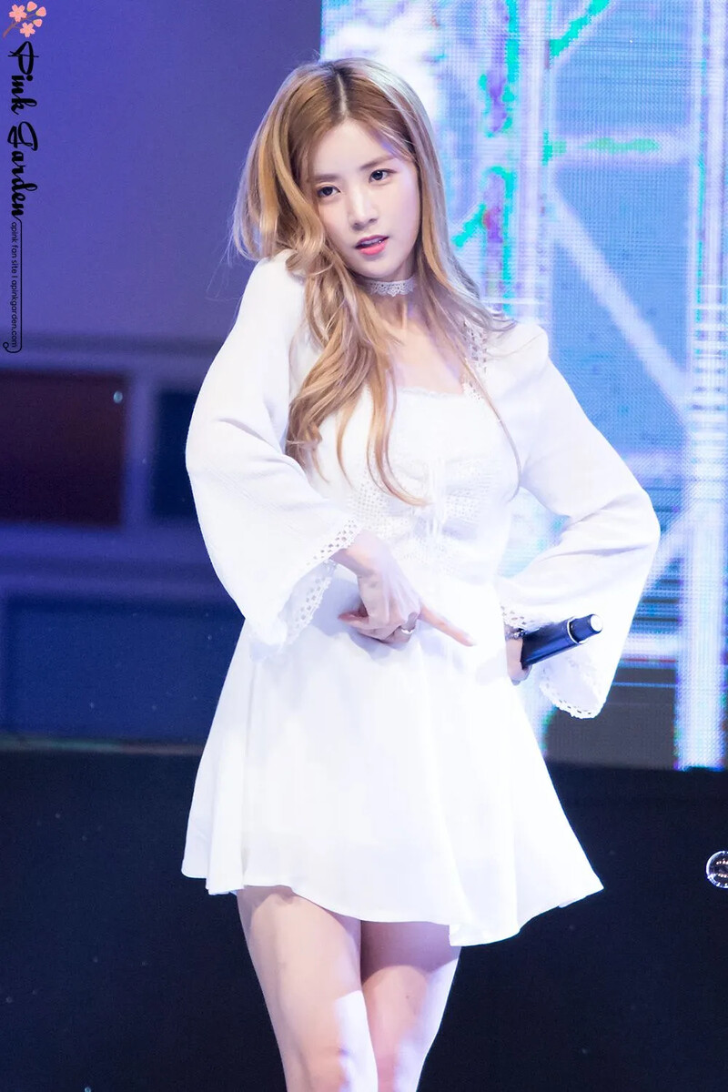 Chorong184_1.jpg