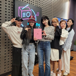 230410 APINK at KBS Radio Volume Up by Heize