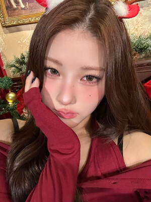 241227 - PURPLE KISS Twitter Update with CHAEIN