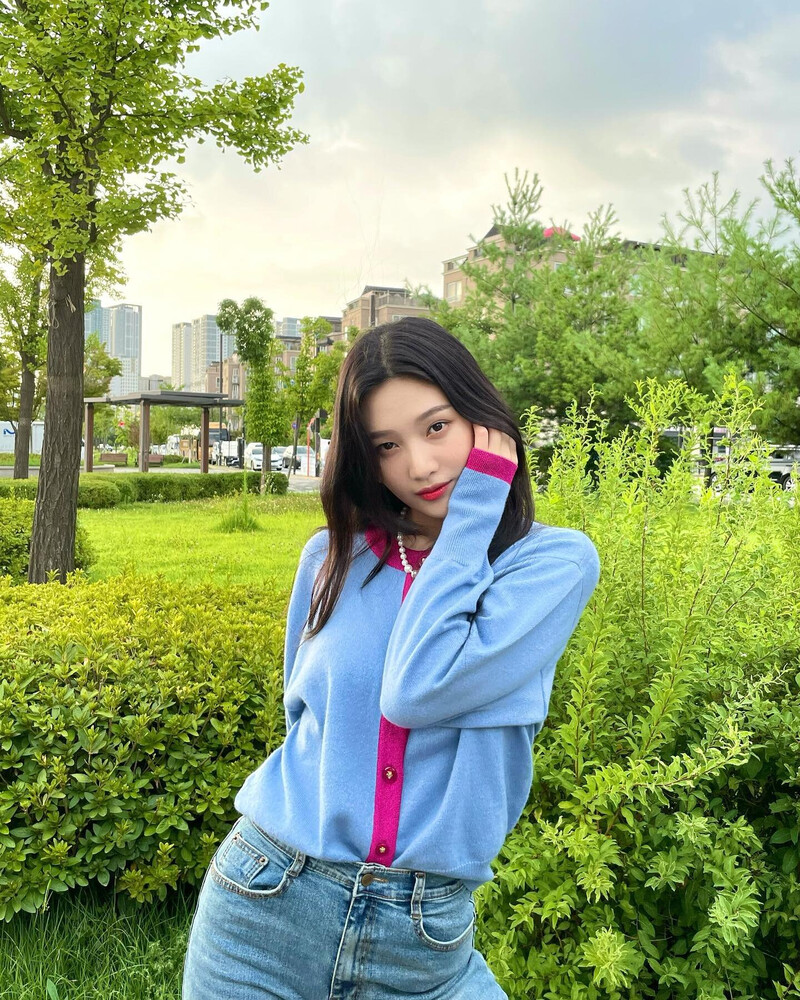 211015 Red Velvet Joy Instagram Update documents 1
