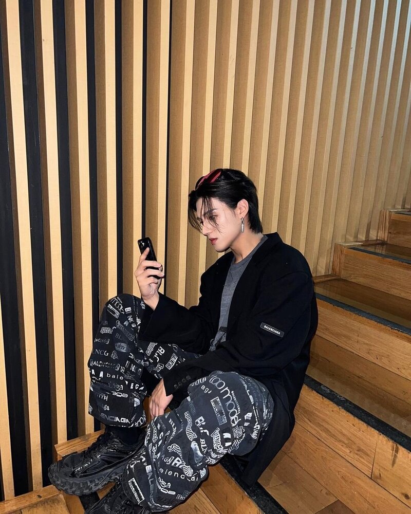 230629 ATEEZ Instagram Update - Wooyoung documents 1
