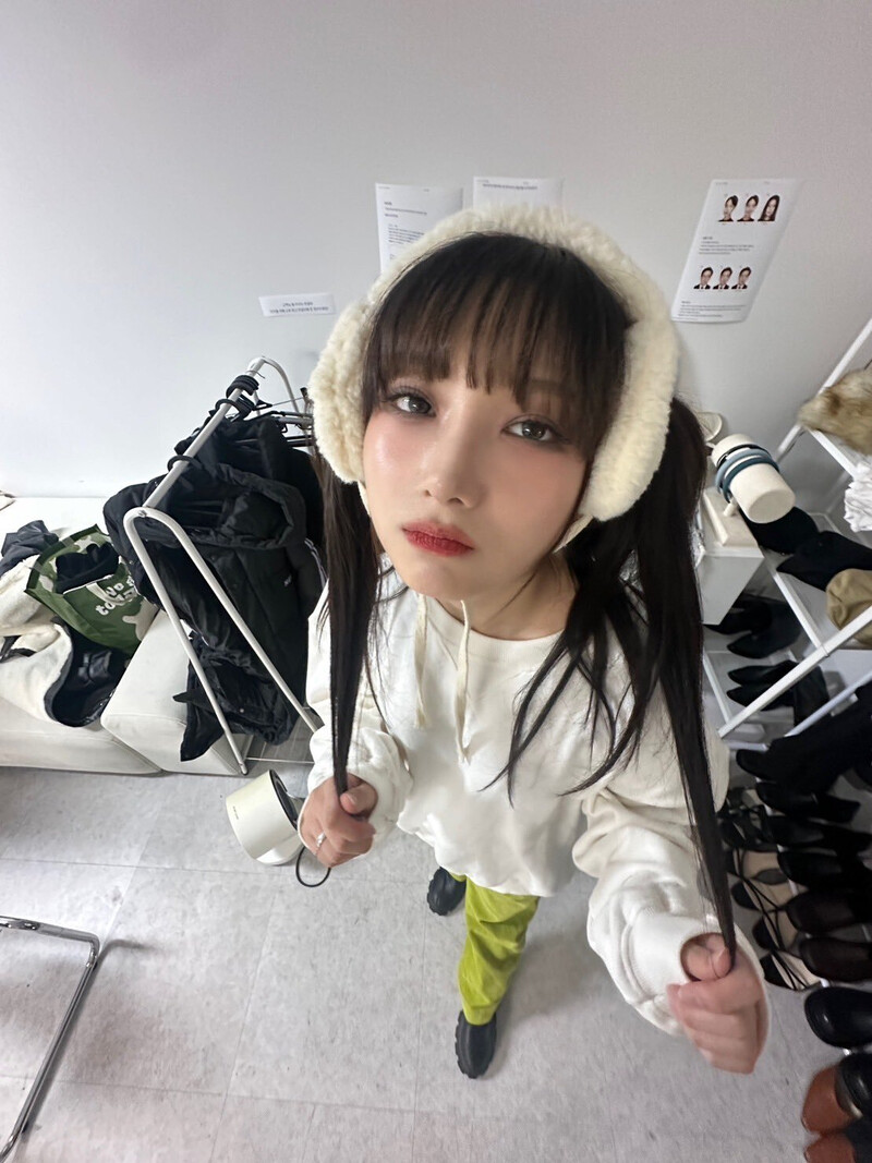 231226 ViV Twitter Update - Dana documents 1