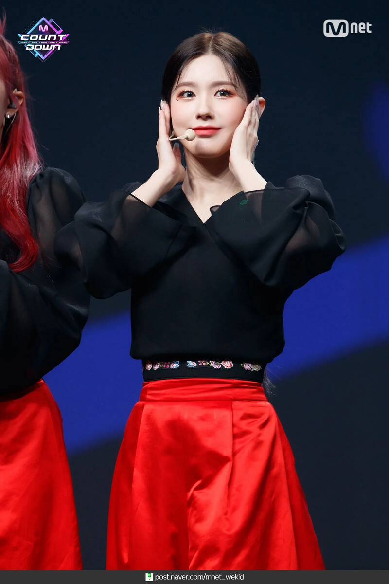 (G)I-DLE_NO1_6.jpg