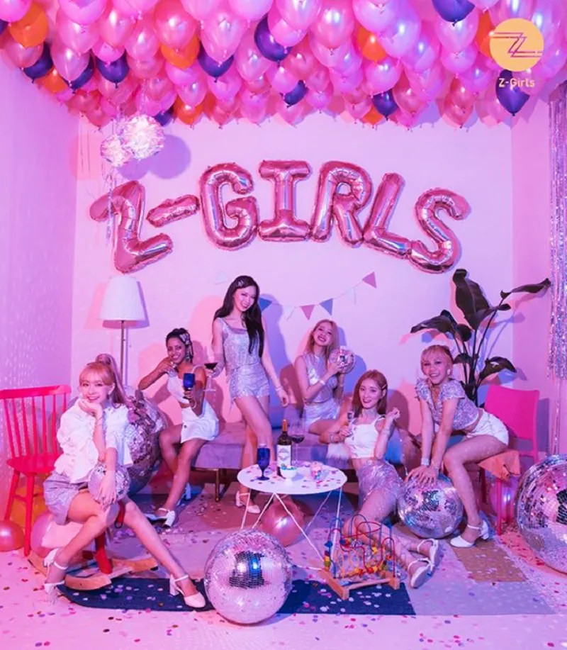 Z-GIRLS_Singin_For_You_group_promotional_photo.png