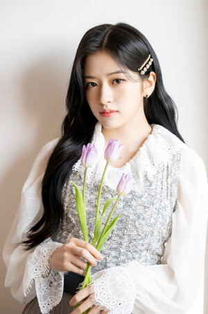 220411 IVE Yujin - 'LOVE DIVE' Promotion Photoshoot by Osen