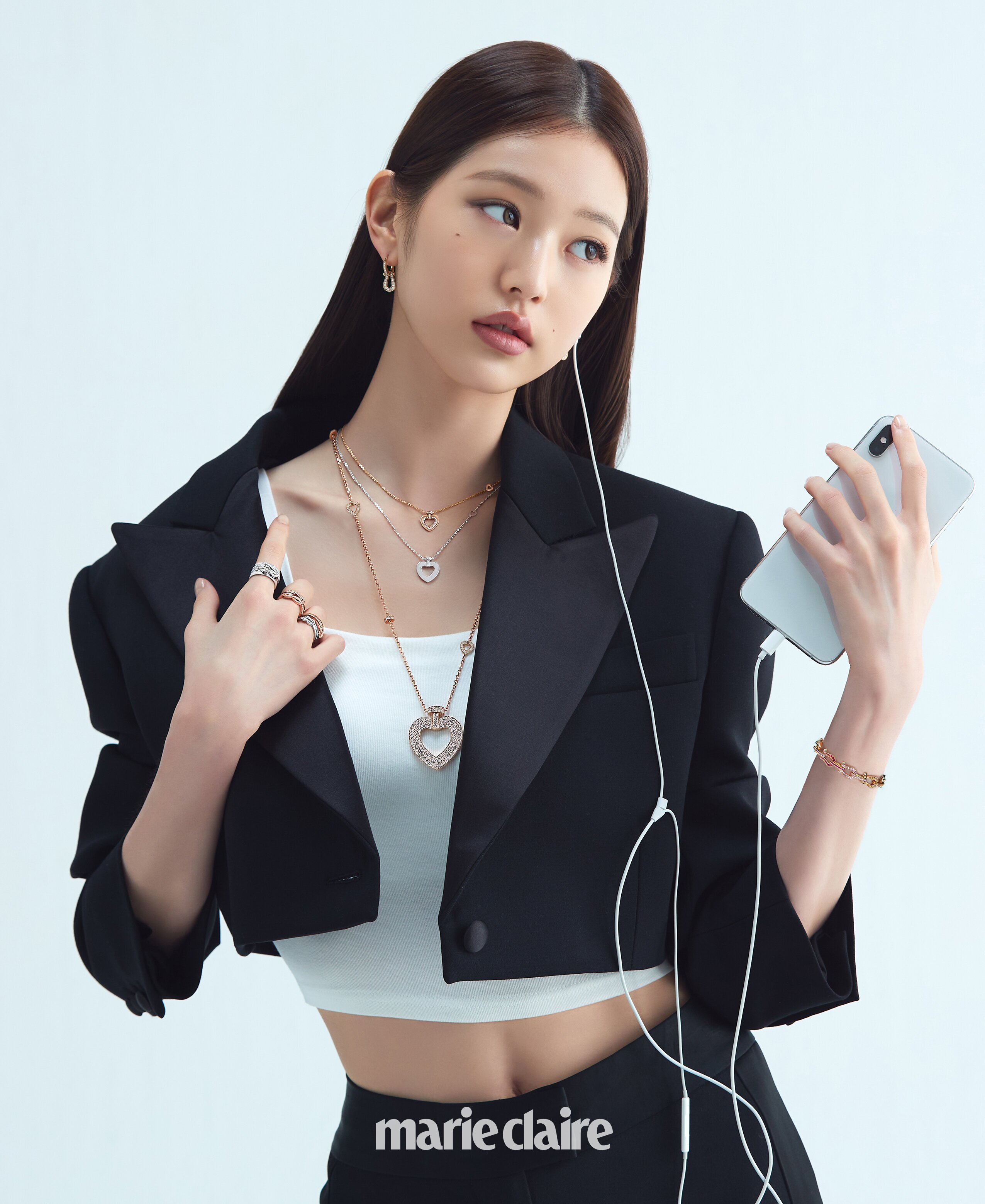 PHOTOSHOOT - IVE's Jang Wonyoung teams up with Fred Jewelry for Marie  Claire Korea