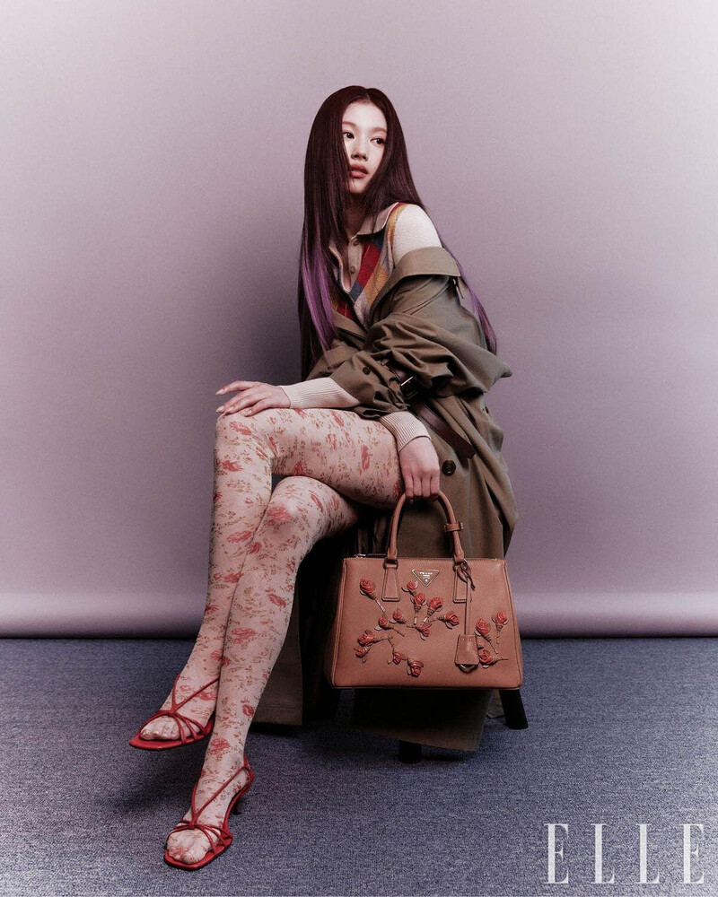 SANA x PRADA for ELLE KOREA - May 2024 Issue documents 1