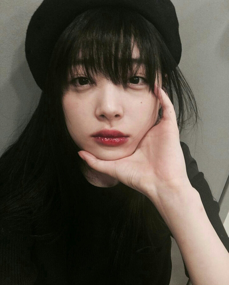 161005 Sulli Instagram update documents 1