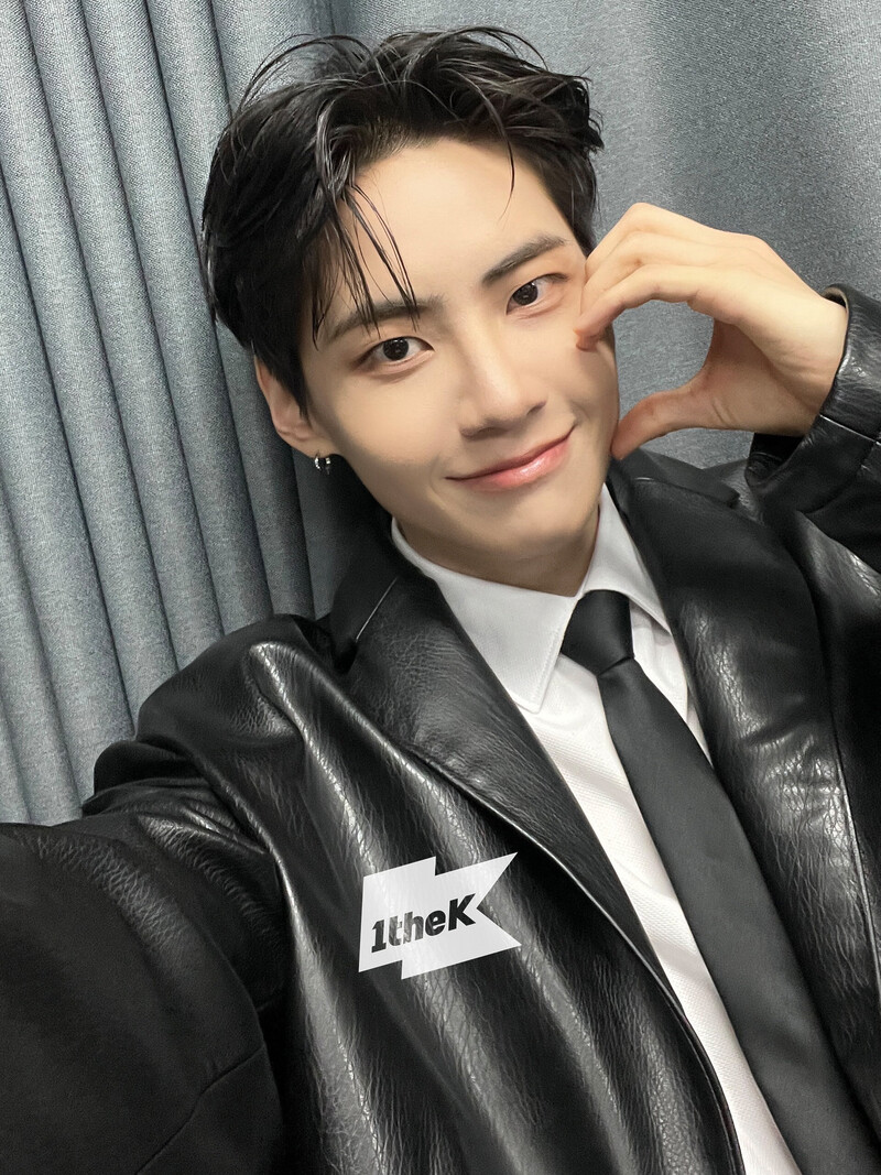 240424 - Jinhyuk Twitter Update documents 1