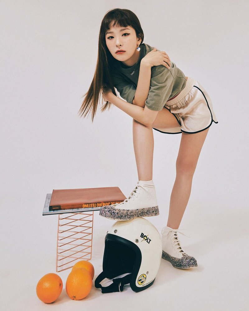 Red Velvet Seulgi for Converse - Chuck Taylor All Star CX Collection documents 1