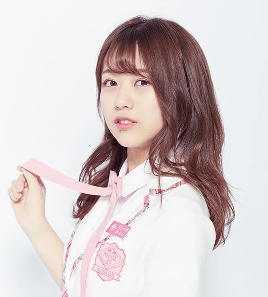 Shinozaki Ayana OMG Profile photo | kpopping