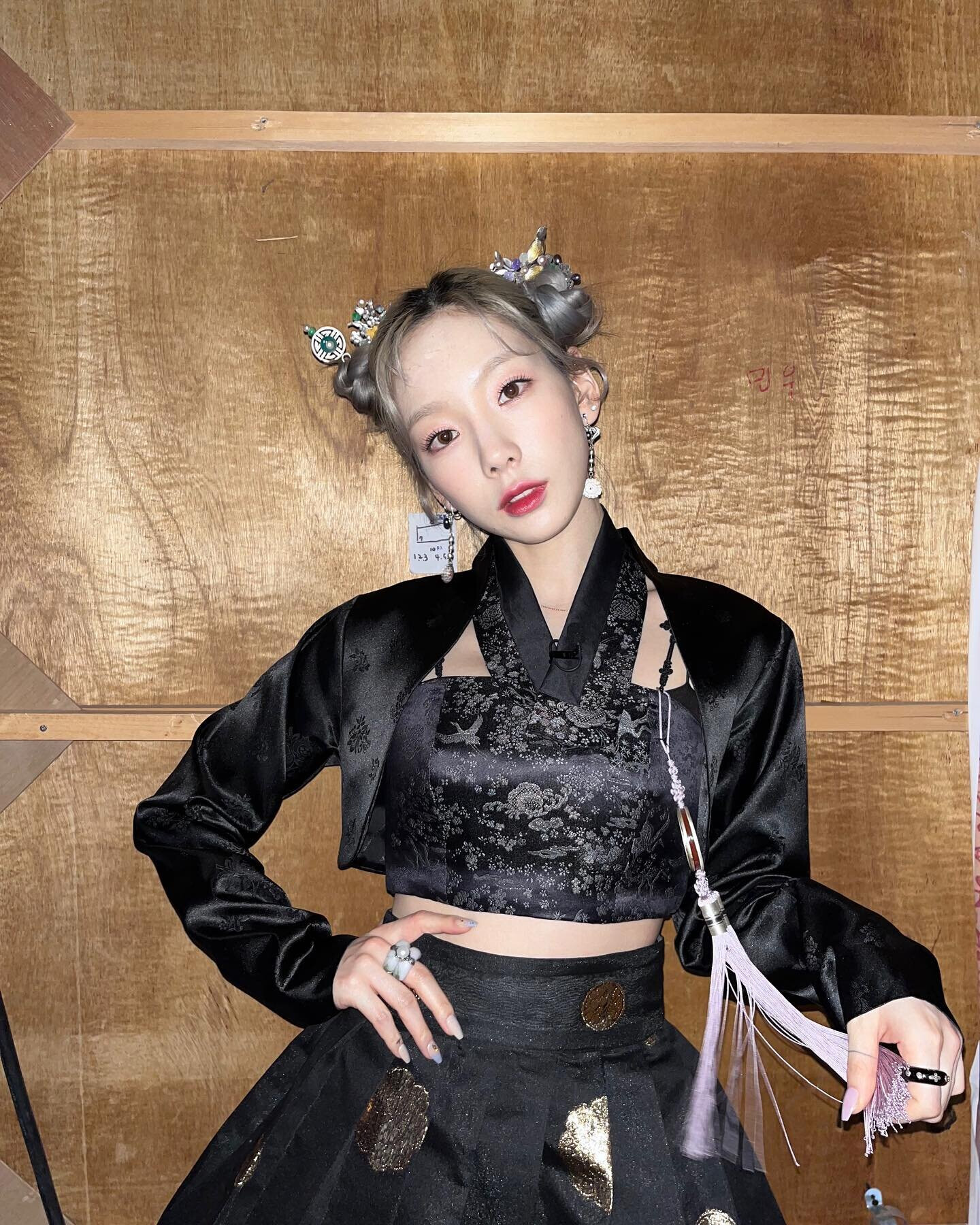 Taeyeon Instagram November 9, 2021 – Star Style