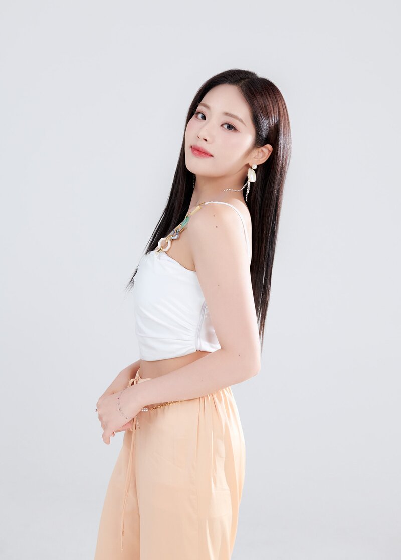 220913 fromis_9 Interview Photos for SCawaii documents 6