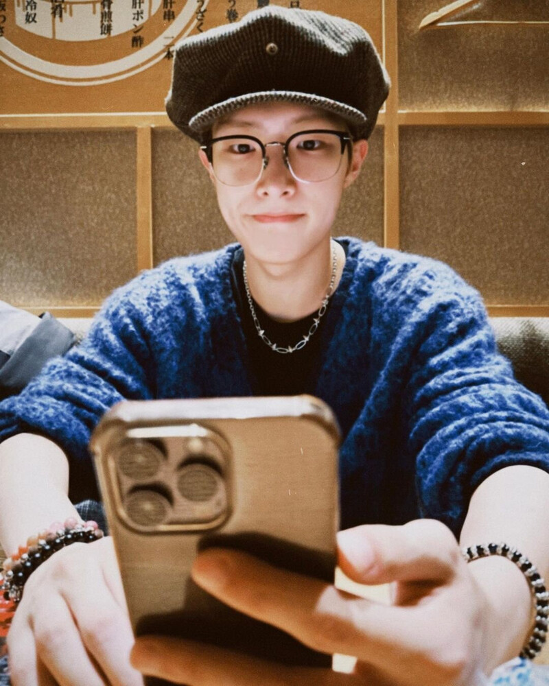 230513 ATEEZ Instagram Update - Mingi documents 4