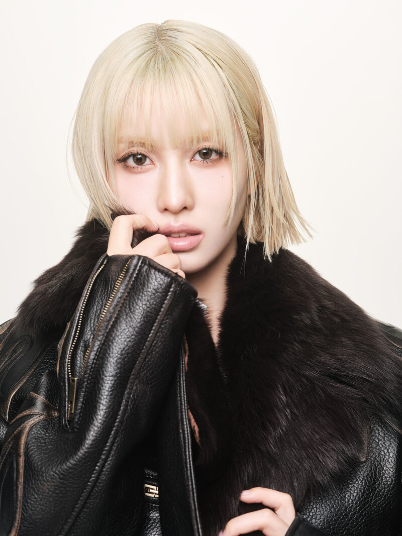 MOMO x Miu Miu for GINZA Magazine - December 2024 Issue documents 11