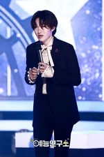 Lee Changsub at Music Core
