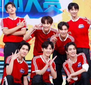 190622 | WayV recording for "Day Day Up" Show