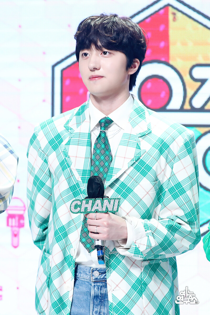 210327 Music Core MC's - Minju, Chani & Mina documents 2