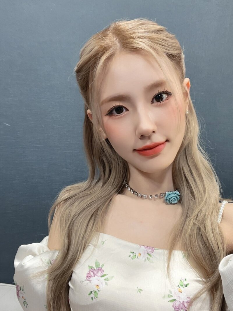 220616 (G)I-DLE Twitter Update - Miyeon documents 1