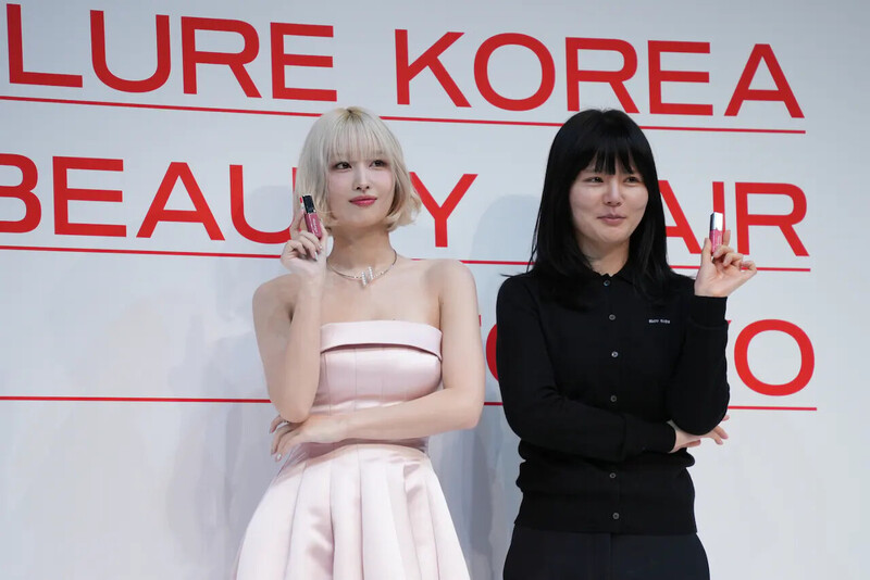 241013 TWICE Momo - Allure K-Beauty Fair in Tokyo documents 5