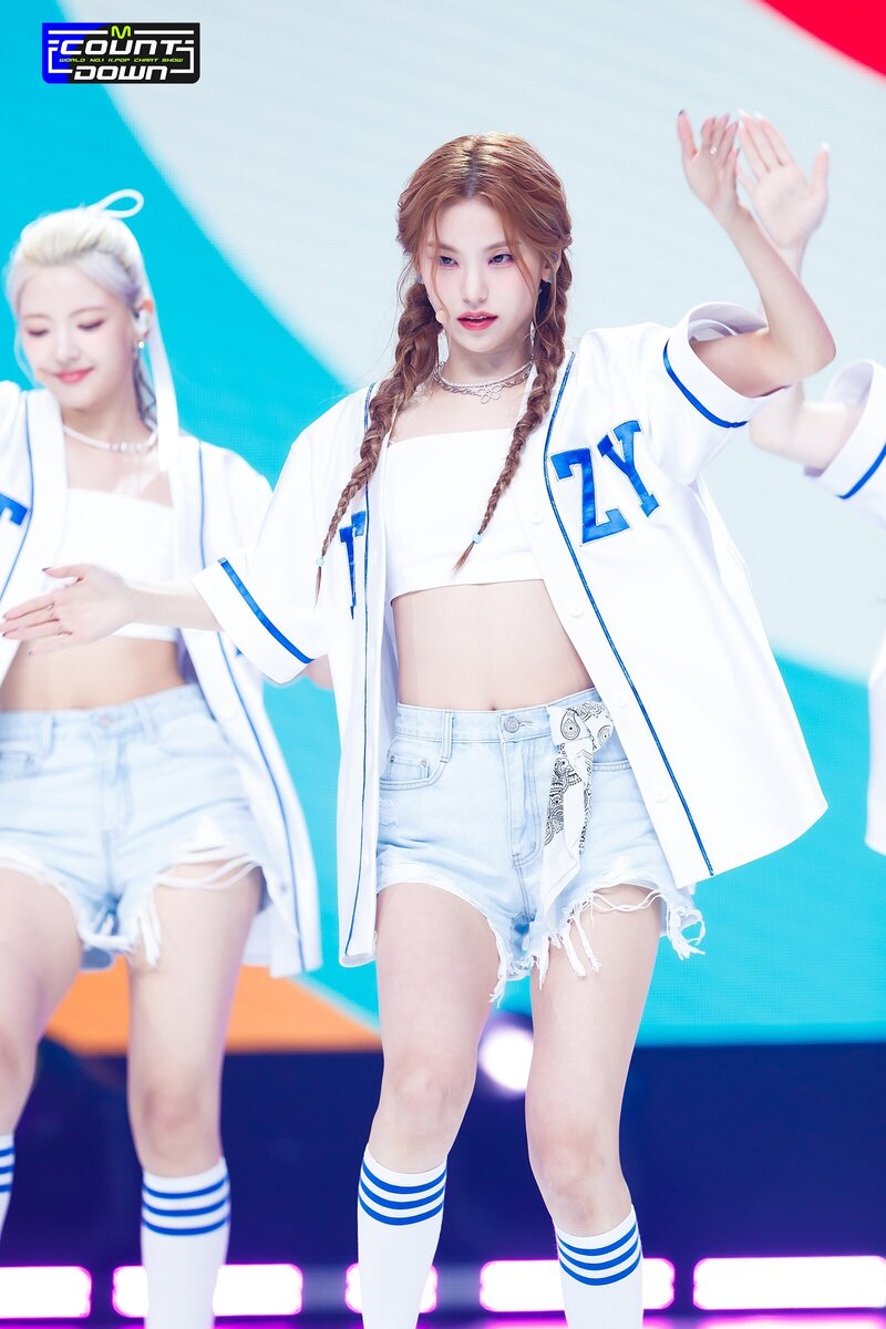 230803 - ITZY 'None of My Business' at M COUNTDOWN documents 21