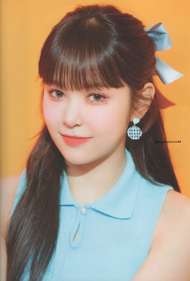 EVERGLOW 'FOREVER' 1st Fanclub Kit Scans documents 19