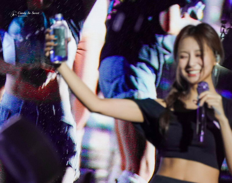 230709 TWICE Tzuyu - ‘READY TO BE’ World Tour in Atlanta documents 9