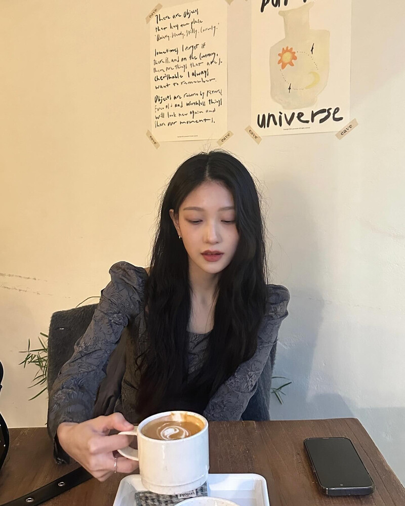 241225 fromis_9 Seoyeon Instagram Update documents 1