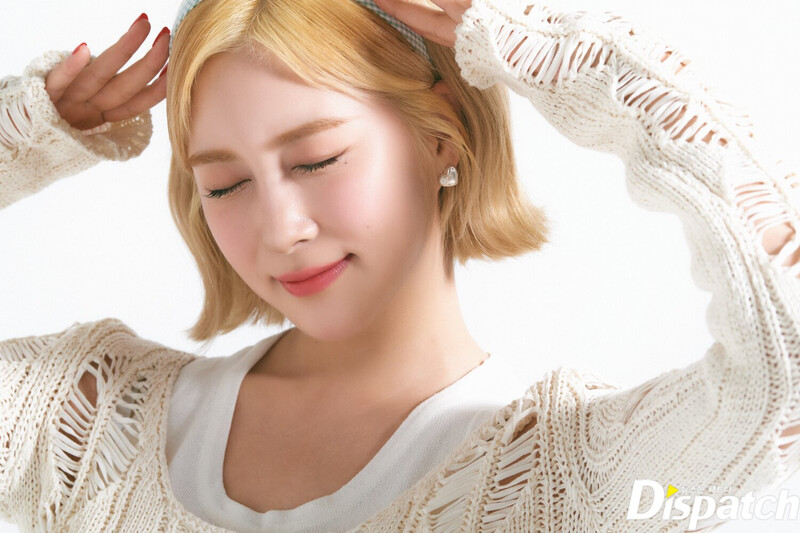 220708 WJSN Dayoung 'Sequence' Promotion Photoshoot by Dispatch documents 4