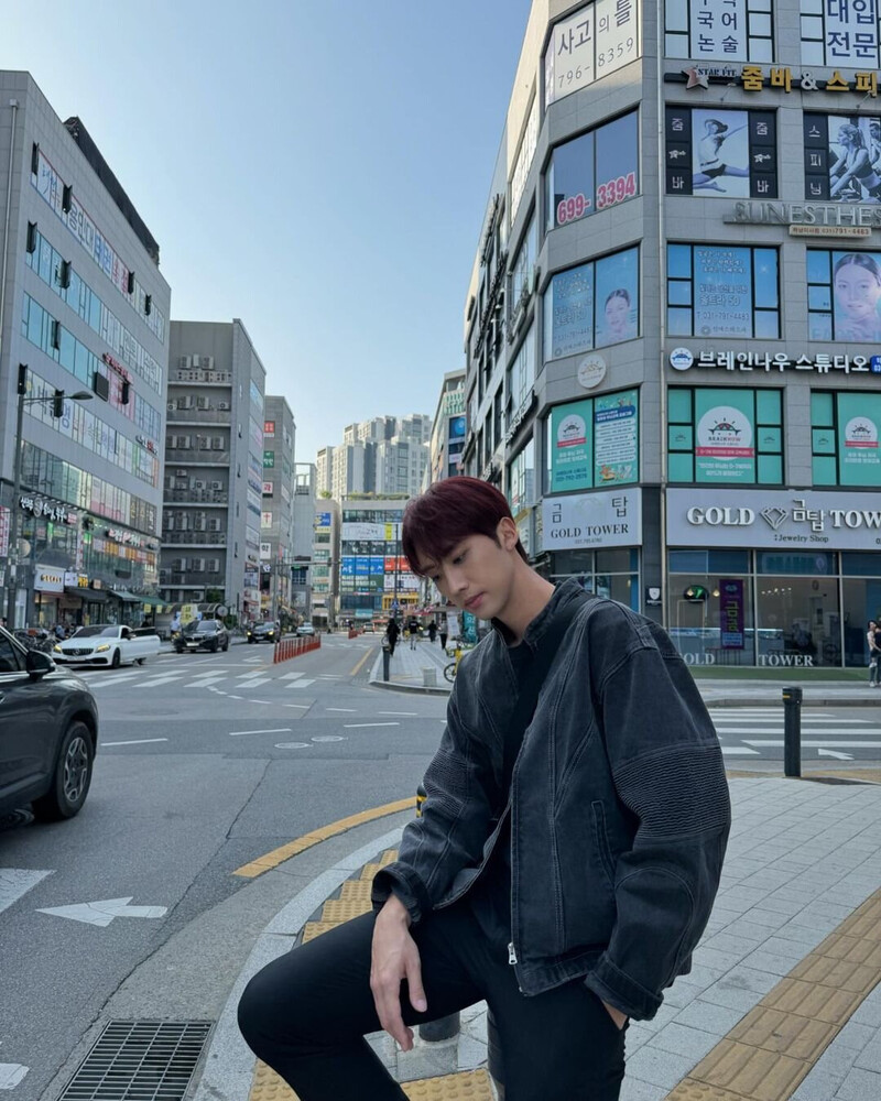 240503 - Inseong Instagram Update documents 3