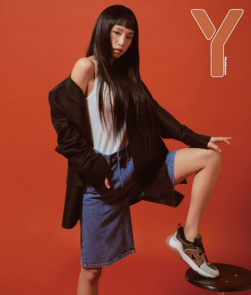 IZ'ONE Yena for Y Magazine Issue No.7 documents 1