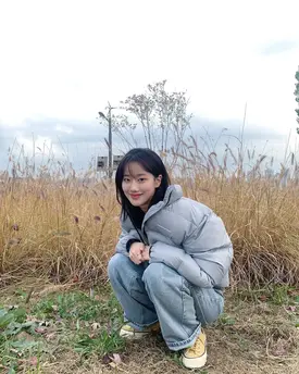 201106 April Naeun  Instagram Update