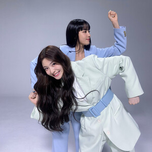 201126 STAYC Twitter Update - Seeun and Yoon