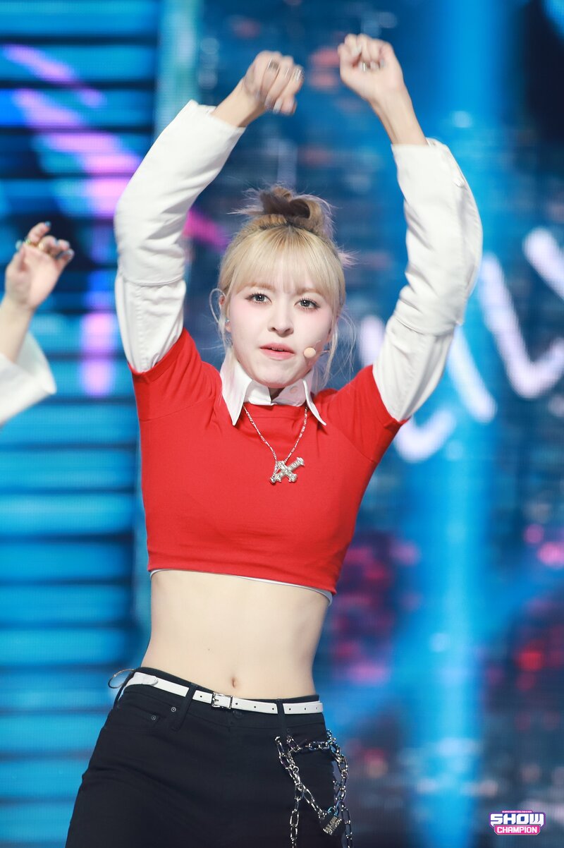 240131 NMIXX Lily - 'DASH' at Show Champion documents 2