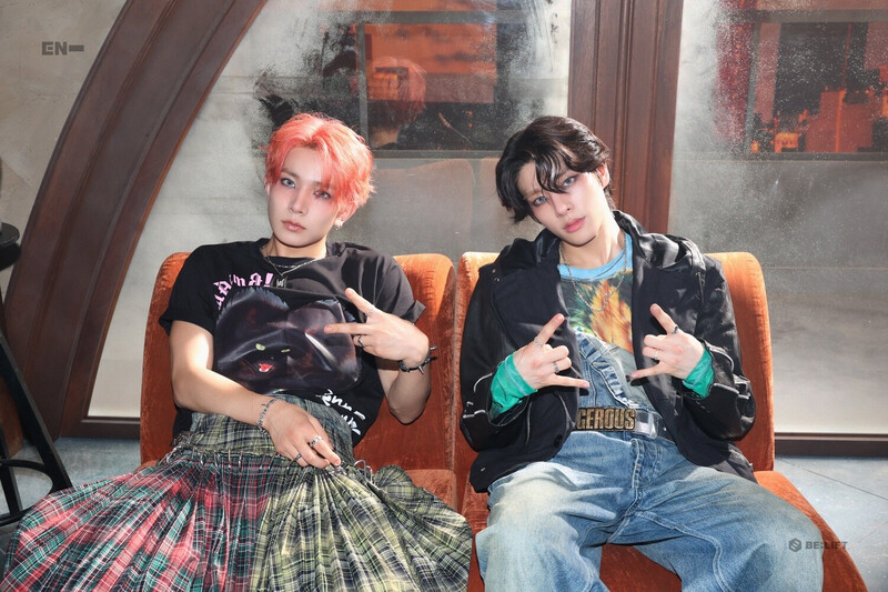 ENHYPEN <BROUGHT THE HEAT BACK> MV BEHIND PHOTO SKETCH documents 12