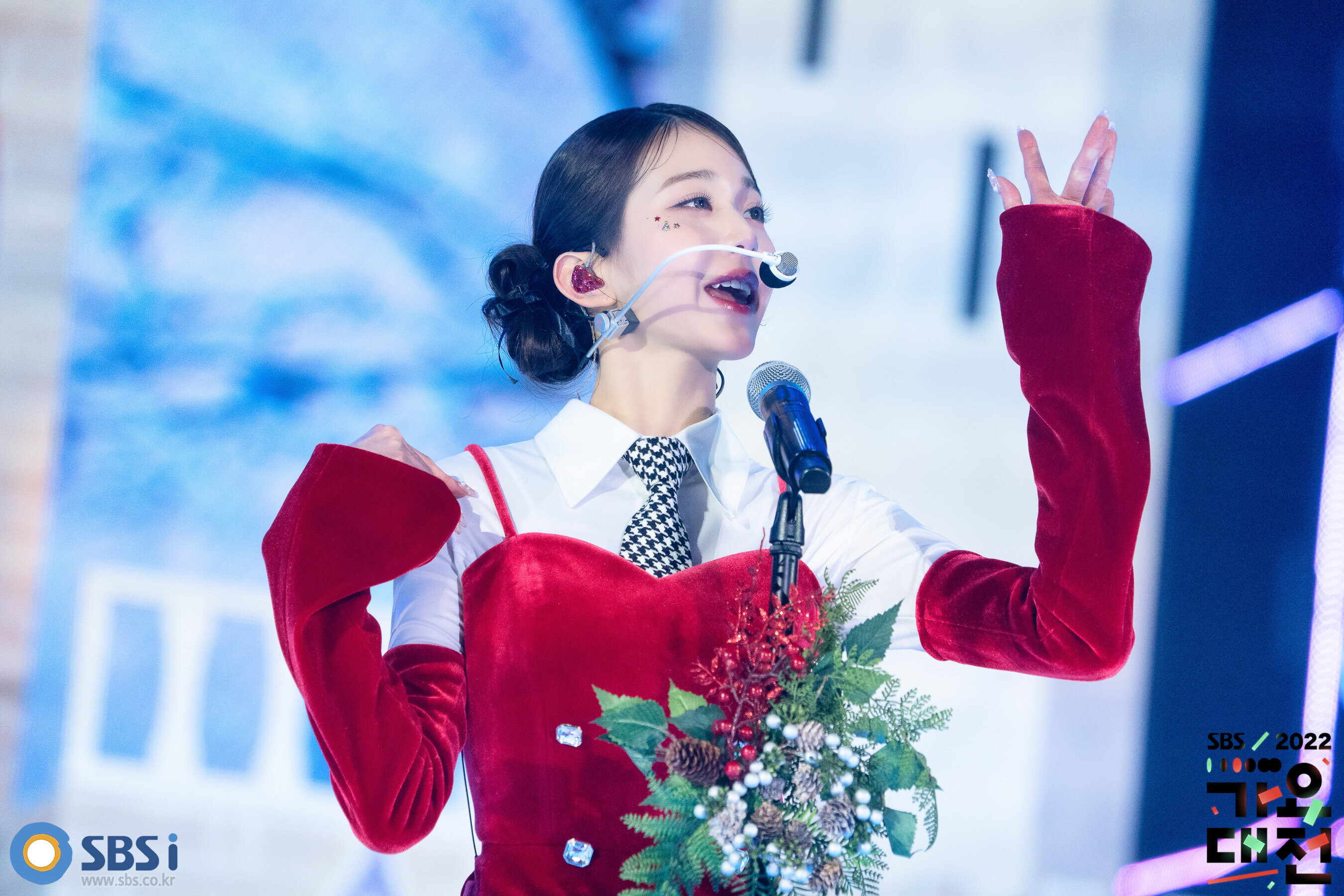 221224 IVE Wonyoung - 2022 SBS Gayo Daejeon Behind Photos | kpopping