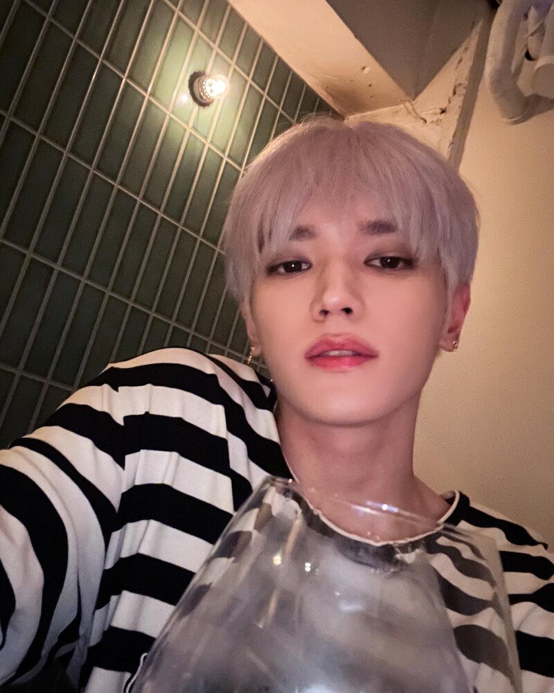 220830 NCT Taeyong Instagram update documents 3